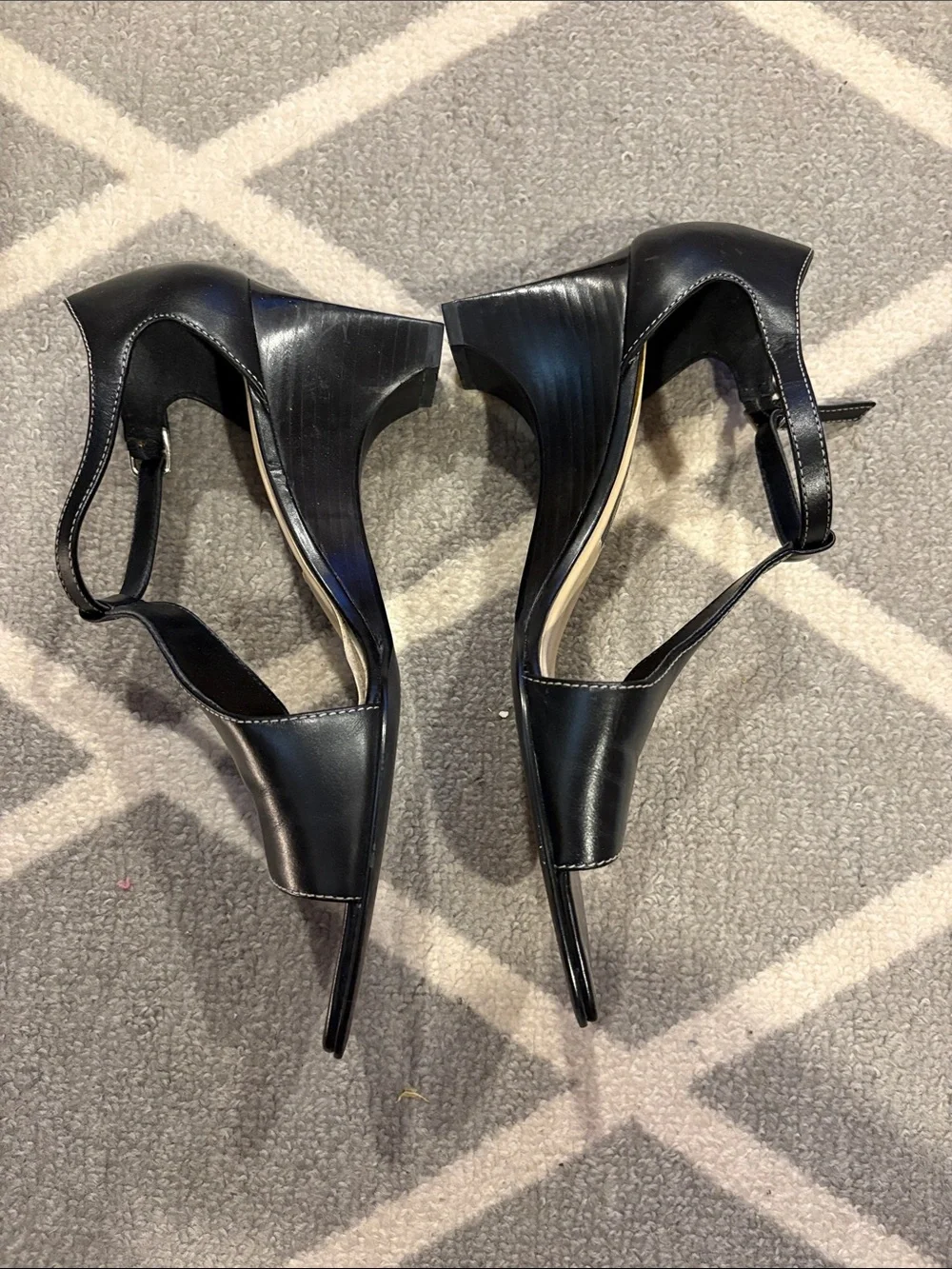 Coldwater Creek Black Leather T-Strap Open-Toe Heels